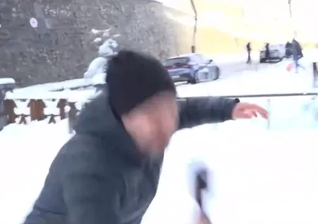 A Haber muhabiri Selman Kutlu'nun canlı yayında zor anları: Ayakta durmakta zorlanıyoruz