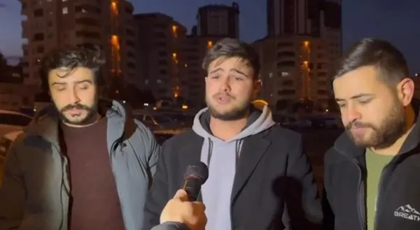 depremden-siyaset-devsiren-umit-ozdaga-arama-kurtarma-ekiplerinden-tepki-senden-biktik-1676232699087.jpeg Depremden siyaset devşiren Ümit Özdağ'a enkaz başında tepki: "Bıktık"