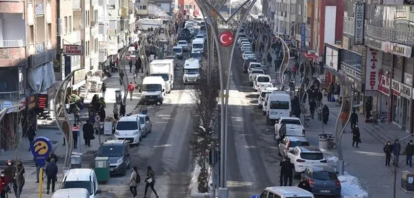 hakkaride-15-gunluk-yasak-valilik-son-dakika-duyurdu-1688670331450.jpg Hakkari'de 15 günlük yasak! Valilik son dakika duyurdu - 1