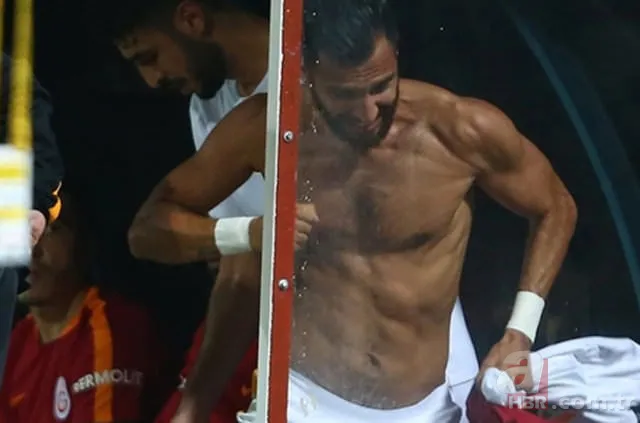 Galatasaray'da Yasin Öztekin oyundan alınınca çıldırdı 2