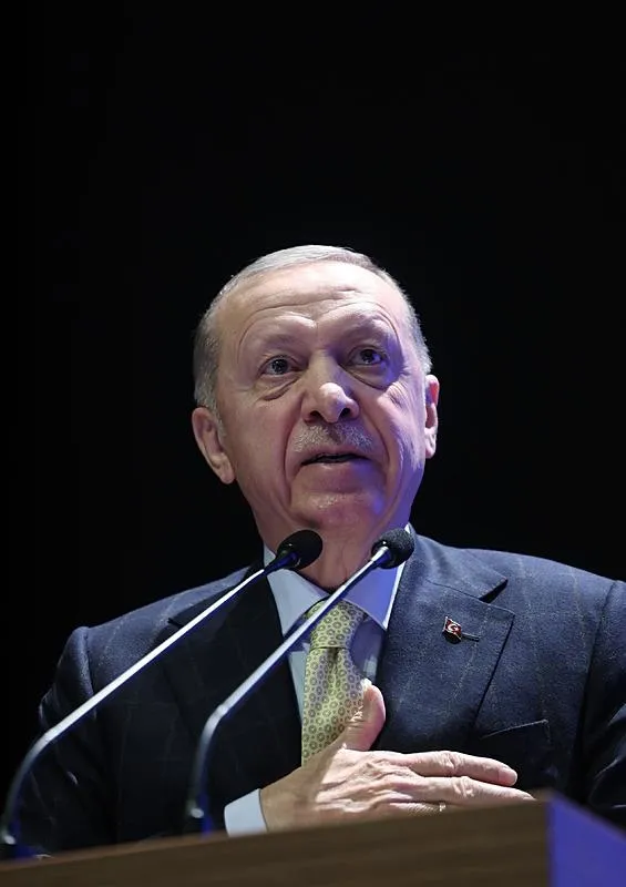 baskan-erdogan-parti-teskilatina-net-mesaj-yolunu-ayirip-baskan-partiye-gidenlerin-yeri-orasidir-1708964249219.jpeg Başkan Erdoğan parti teşkilatına net mesaj: Yolunu ayırıp başkan partiye gidenlerin yeri orasıdır - 3