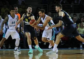 Solgar Vitamin Erkekler Türkiye Kupası'nden ikinci finalist Fenerbahçe Beko