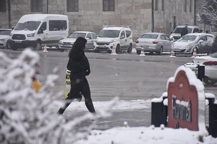 1737787821809.jpeg Meteoroloji'den kar ve sağanak uyarısı geldi