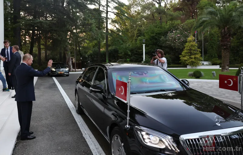 Dünyanın birinci gündem maddesiydi! Başkan Erdoğan ve Putin'in Soçi zirvesi manşetlerde: Türkiye etkisini kanıtladı 9