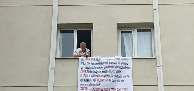 İzmir’de Sandalyeyle darbedilen site sakini, mağduriyetini pankartla dile getirdi