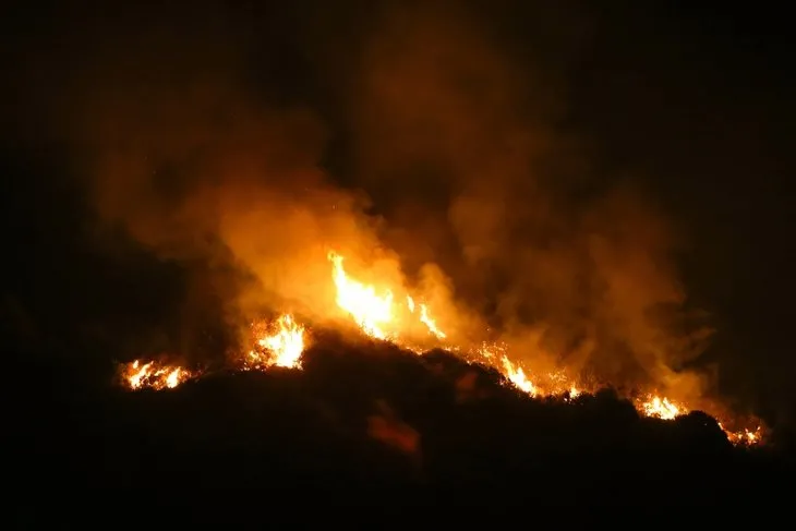 Muğla Datça'da orman yangını | Bakan açıkladı: Evleri zarar görenlere ilk etapta 3 bin TL yardım! Orman yangını söndürme çalışmalarında bir ilk: Gece görüşlü helikopter devrede