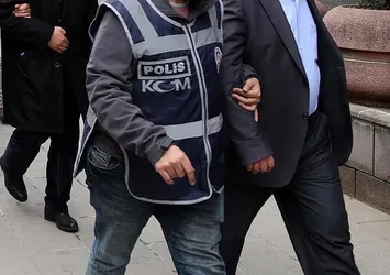 Suudi Arabistan'daki FETÖ'cülere gözaltı