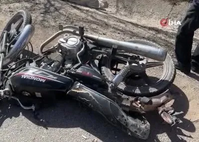 Uşak’ta motosiklet ile tır çarpıştı