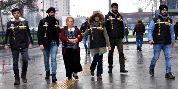 Diyarbakır’da sevgilisiyle kocasını öldüren kadın: Eşim olmadığı zamanlarda onu eve alıyordum - 1