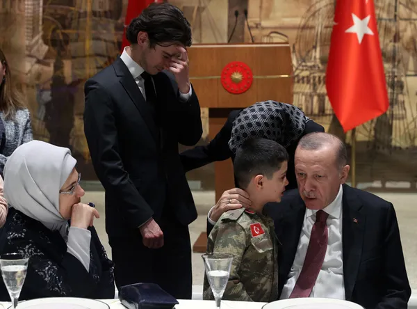 Şehit aileleri ile iftar: Başkan Erdoğan’dan flaş açıklamalar: Milletimizle birlikte oynanan oyunları bozduk