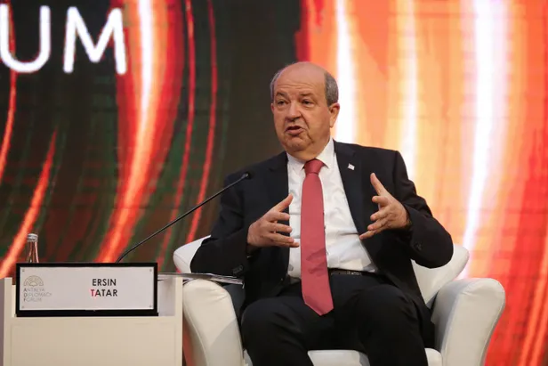 Ersin Tatar kimdir, kaç yaşında, aslen nereli? Yavru Vatan KKTC Cumhurbaşkanı Ersin Tatar hayatı