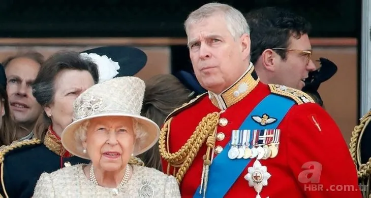 Sapık milyarder Jeffrey Epstein’in kirli ağı ortaya çıktı! Kraliçe Elizabeth’in görüntüleri davaya damga vurdu