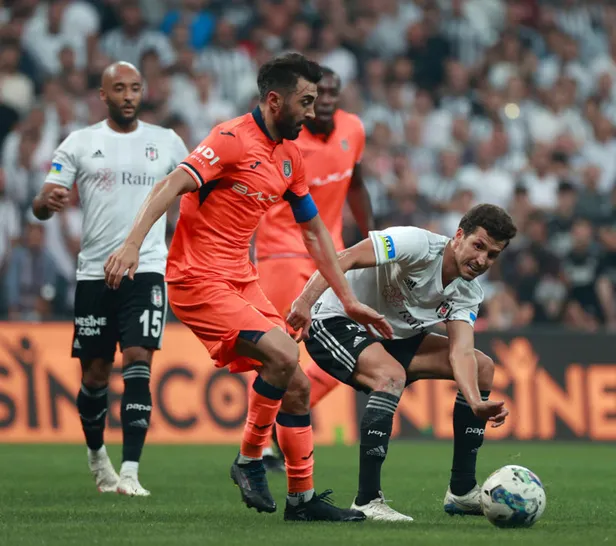 Başakşehir 0-2 Beşiktaş maç sonucu! Kartal deplasmanda 2 golle galip