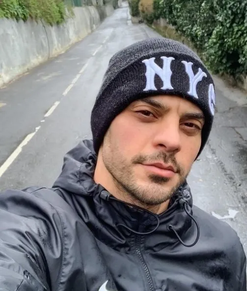 Hadise ile 5 aylık evliliği biten Mehmet Dinçerler fena yakalandı! Bakın hangi ünlü isimle görüntülendi