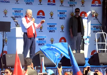 Başbakan Yıldırım: Ülkemiz üzerinde emperyal güçlerin büyük oyunları var