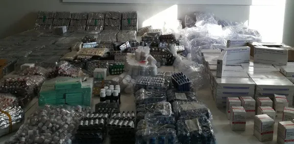 İstanbul Havalimanı’nda ilaç operasyonu! 7 bin kutu ilaç ele geçirildi