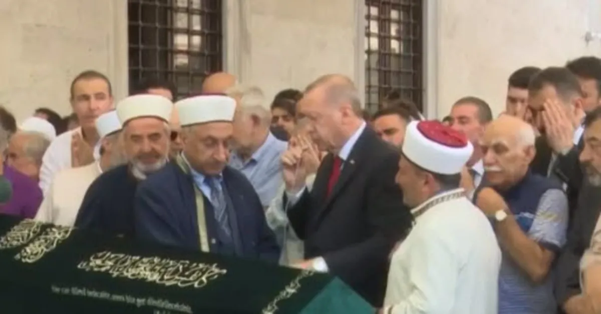 Başkan Erdoğan Profesör Emin Işık'ın cenaze törenine katıldı | Video