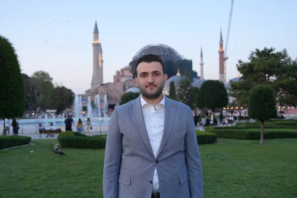 AK Parti İstanbul Gençlik Kolları'ndan Ayasofya yürüyüşüne davet - 2