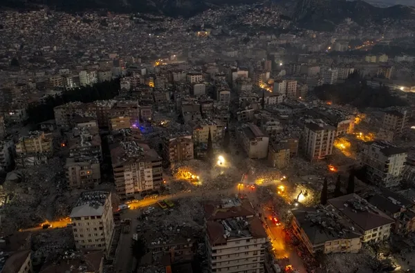 asil-paylasimla-algi-operasyonu-enkaz-provokatoru-sanliurfada-yakalandi-1676414800664.jpg Asıl paylaşımla algı operasyonu: Enkaz provokatörü Şanlıurfa'da yakalandı - 1