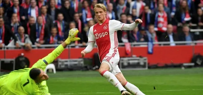 Dolberg, Ajax’ı tek başına taşıdı