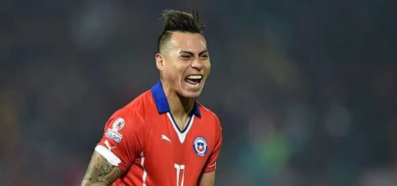Galatasaray'da Vargas bombası