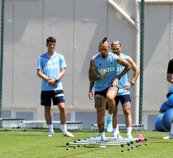 Trabzonspor’da Marek Hamsik’ten kötü haber! Kopenhag maçı...