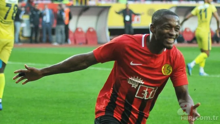 Galatasaray'a gelecek isimler netleşti! 2 Süper Lig yıldızıyla ön protokol imzaları atıldı... 24