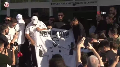 Orkun Kökçü, İstanbul’a geldi