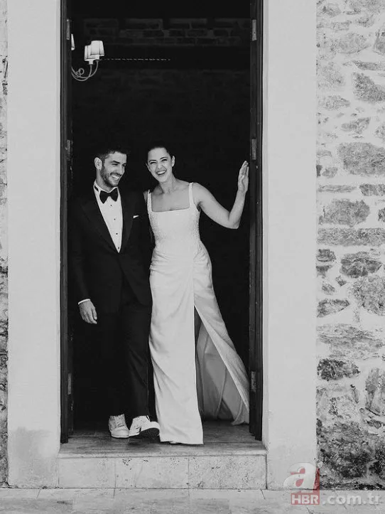 Mehmet Ali Erbil'in kızı Yasmin Erbil Survivor'a bağlandı! Sevgilisi Yiğit Poyraz'la telefon görüşmesi gündem oldu 13