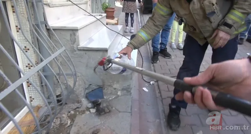 Satılık otomobilden çıkan şoke etti! 16