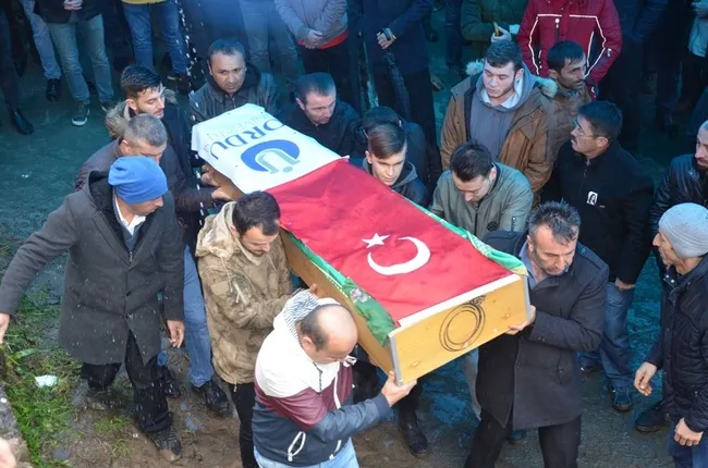 Ceren Özdemir cinayetinde 1 şüpheli yakalandı! İşte zanlının kameraya takılan görüntüsü... - 1