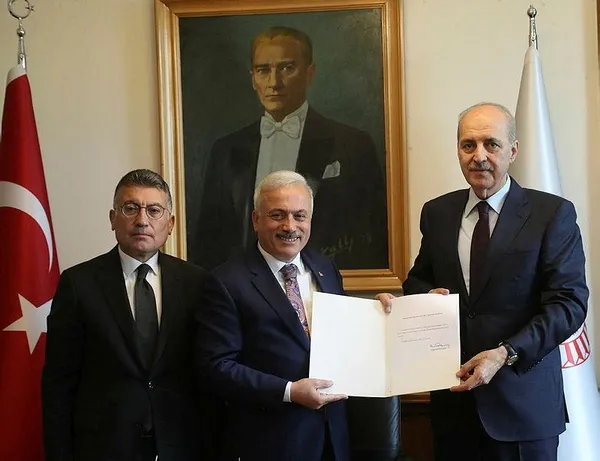 numan-kurtulmus-tbmm-baskanligi-icin-adaylik-basvurusu-yapti-1686047149728.jpeg Numan Kurtulmuş TBMM Başkanlığı için adaylık başvurusu yaptı - 1