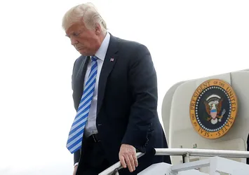 Trump'a darbe üstüne darbe