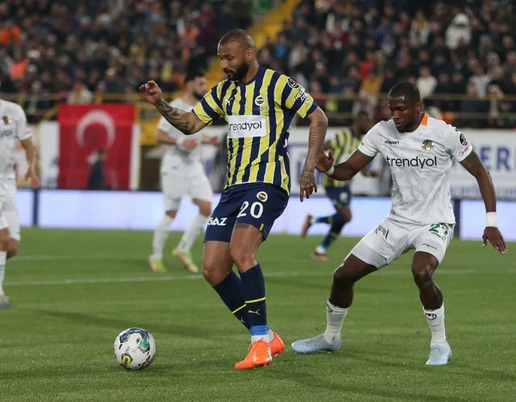 Alanyaspor - Fenerbahçe maçı sonrası olay sözler! Kırmızı kart ve iptal edilen gol...