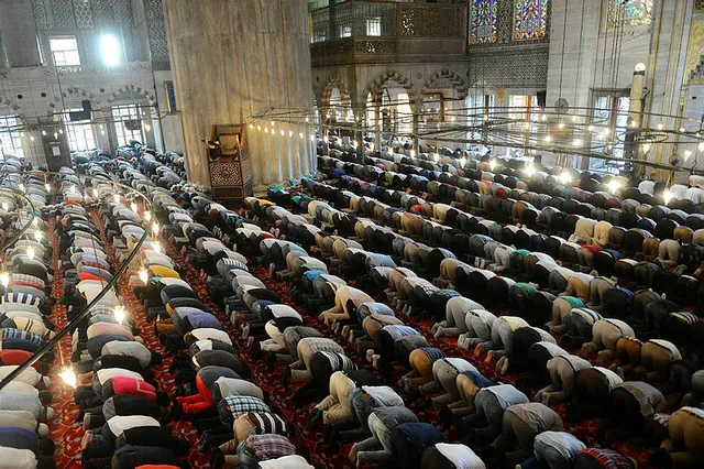 diyanet.gov.tr İstanbul bayram namazı saat kaçta? 11 Ağustos İstanbul bayram namazı vakti saati için tıklayınız…