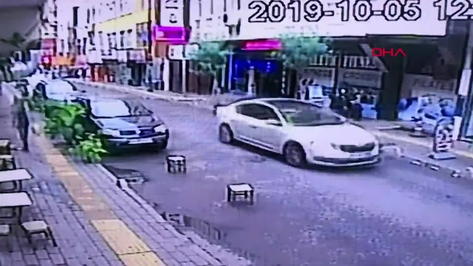 Bahçelievler’deki patlamanın görüntüsü ortaya çıktı! Varil bomba gibi patladı... | Video izle