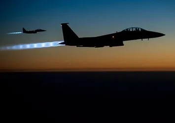 Suudi Arabistan’dan Yemen’e hava saldırısı