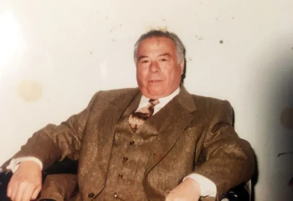 1705293556748.jpg Milyarder iş insanı Niyazi Üzmez'in hizmetçisi kızı çıkmıştı! Kalbiye Sağlam 1 milyarlık mirastan bakın ne kadarı ona kaldı - 3
