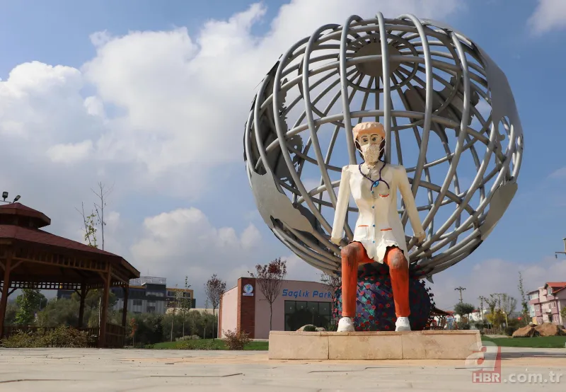 Kötü heykelde devrim yaptılar! Denizli CHP'nin Sağlık Parkı'nı tartışıyor 3