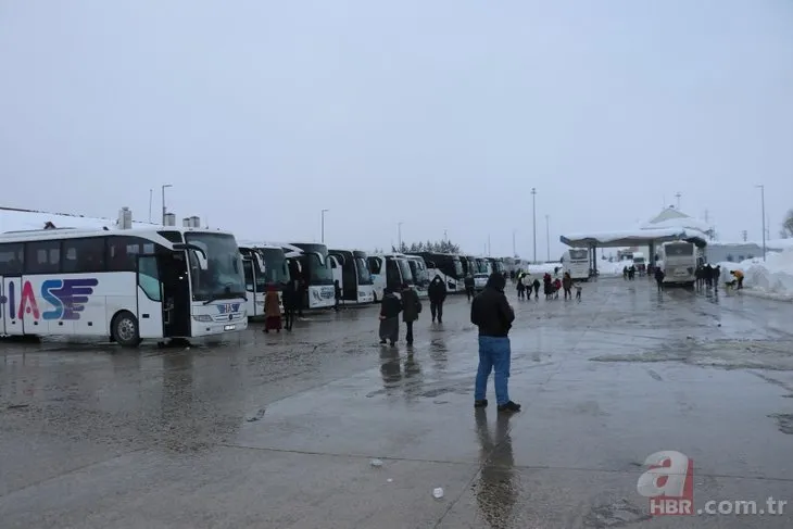 Yolcu otobüsleri Bolu Dağı’nda kaldı! İstanbul yönüne geçişine izin verilmiyor