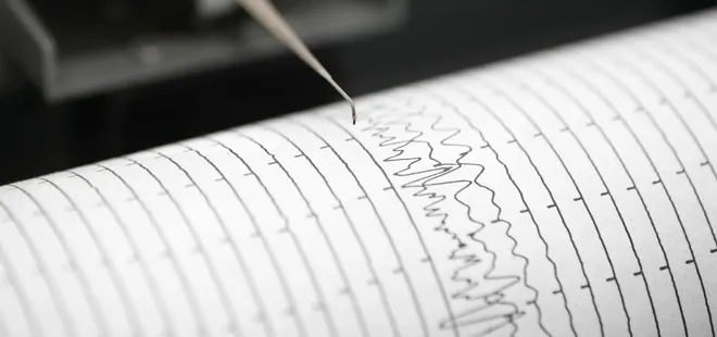 Endonezya’nın Cava Adası’nda 6,1 büyüklüğünde deprem!