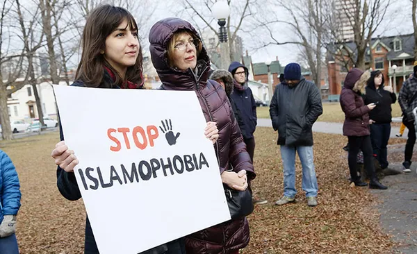 Kanada’da ikiyüzlü laiklik uygulaması! Cefasını çeken sadece Müslümanlar