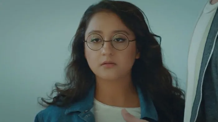 guldur-guldurun-naimesi-ecem-erkek-bakin-hangi-dizide-oynamis-eski-hali-soke-etti-1724333273052.jpg Ecem Erkek'in eski hali