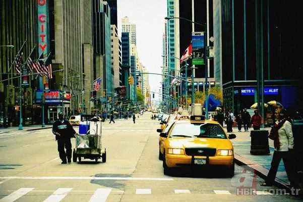 Rusya’dan göktaşı uyarısı! Tarih verdiler: Dünyaya yaklaşıyor! Uydulardan bile daha yakından geçecek 18