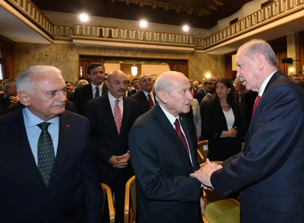 baskan-erdogandan-15-temmuz-mesaji-fetoculer-hala-firsat-kolluyor-1784123535642.jpeg Başkan Erdoğan'dan 15 Temmuz mesajı: FETÖ'cüler hala fırsat kolluyor - 4