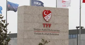 Beşiktaşlı Elneny’e 3 maç ceza!