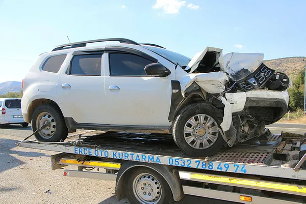 elazigda-trafik-kazasi-8-yarali-1631112910664.jpg Elazığ'da trafik kazası: 8 yaralı - 2