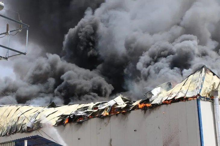 Gaziantep’te fabrika yangını