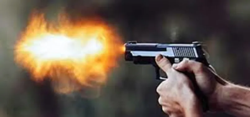 İngiltere'de silah sesleri...