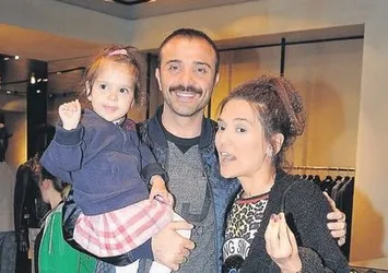 Demet Akalın'ın tek paylaşımı dudak uçuklattı